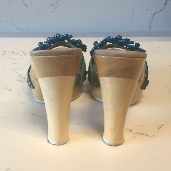 Marc Jacobs Light Green & Turquoise Flower Heel - Picture 4 of 7